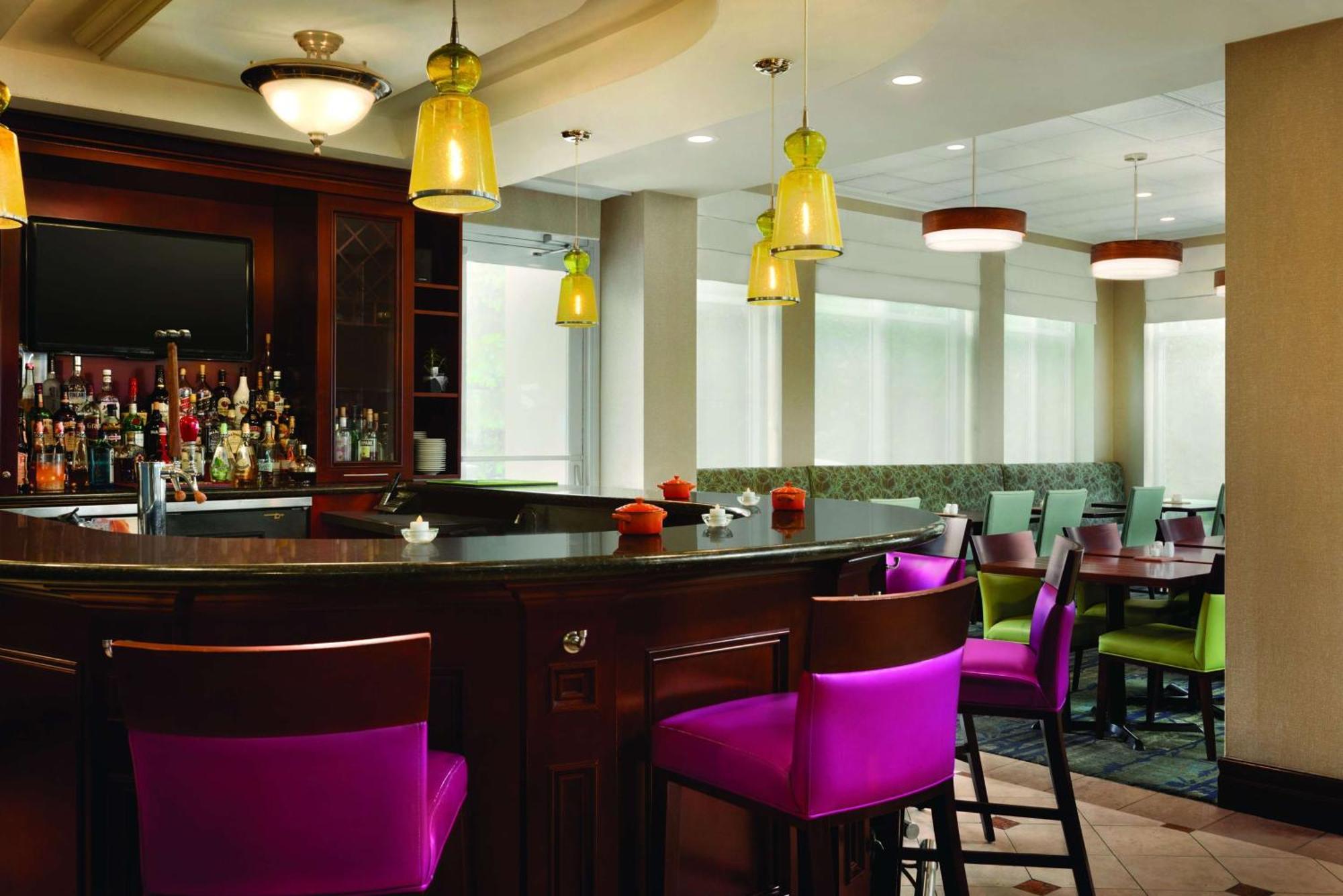 Hilton Garden Inn Ниагара-он-те-Лейк Экстерьер фото