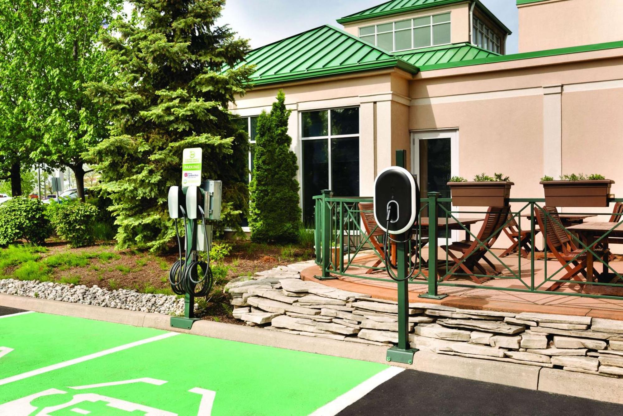 Hilton Garden Inn Ниагара-он-те-Лейк Экстерьер фото