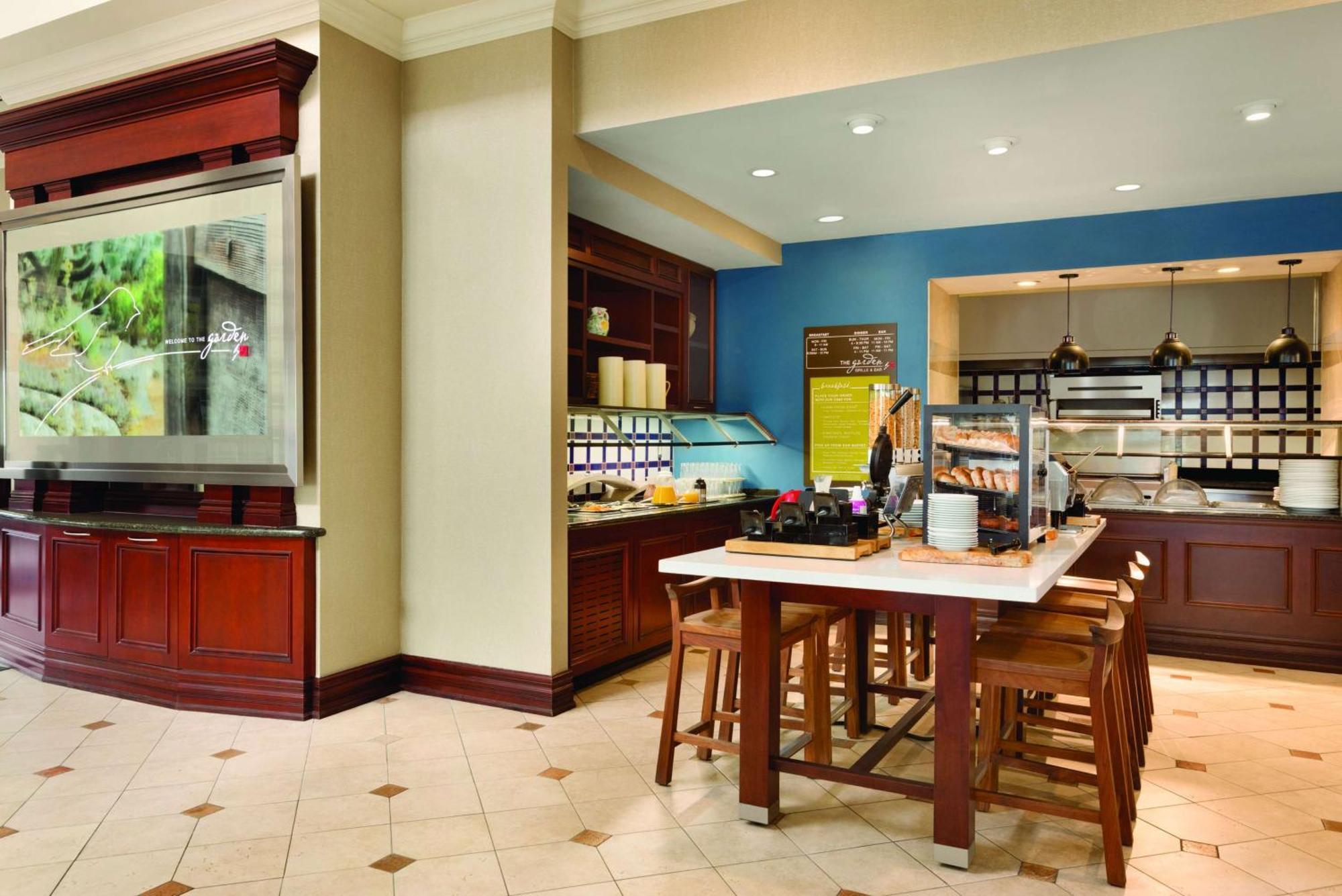 Hilton Garden Inn Ниагара-он-те-Лейк Экстерьер фото